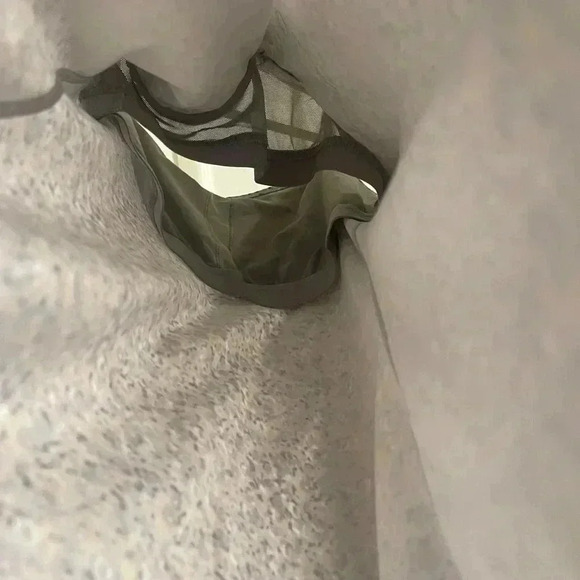 Lululemon power Y tank top shelf bra gray speckled 4 - Picture 5 of 7